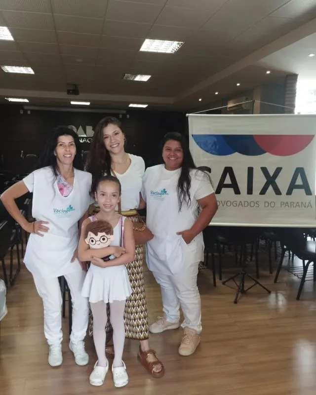Campanha de Vacinação da CAAPR imuniza 129 advogados em Paranaguá e Guaratuba