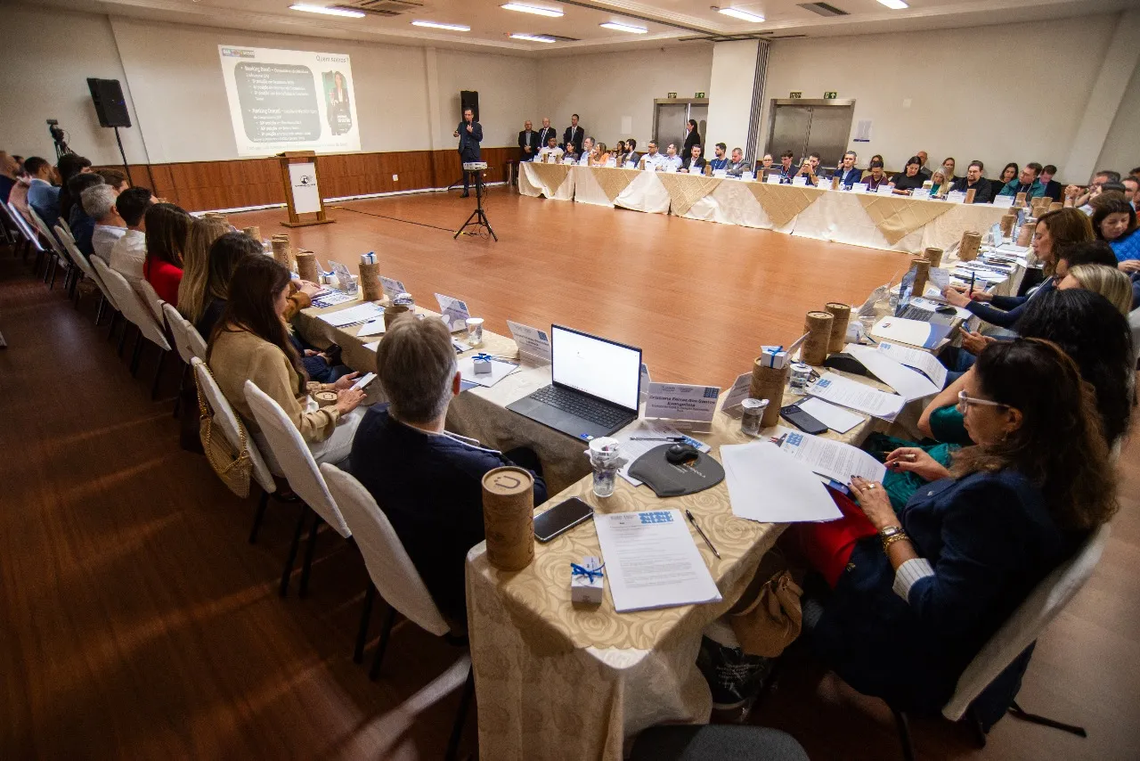 CAA-PR promove integração e troca de experiências no II Encontro de Delegados em Paranaguá