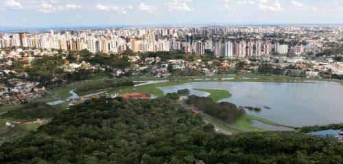 Dicas para não errar na escolha de móveis para área externa