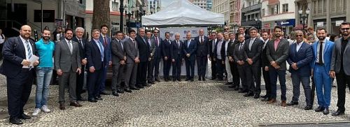Dicas para não errar na escolha de móveis para área externa