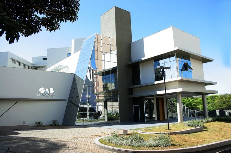 Dicas para não errar na escolha de móveis para área externa