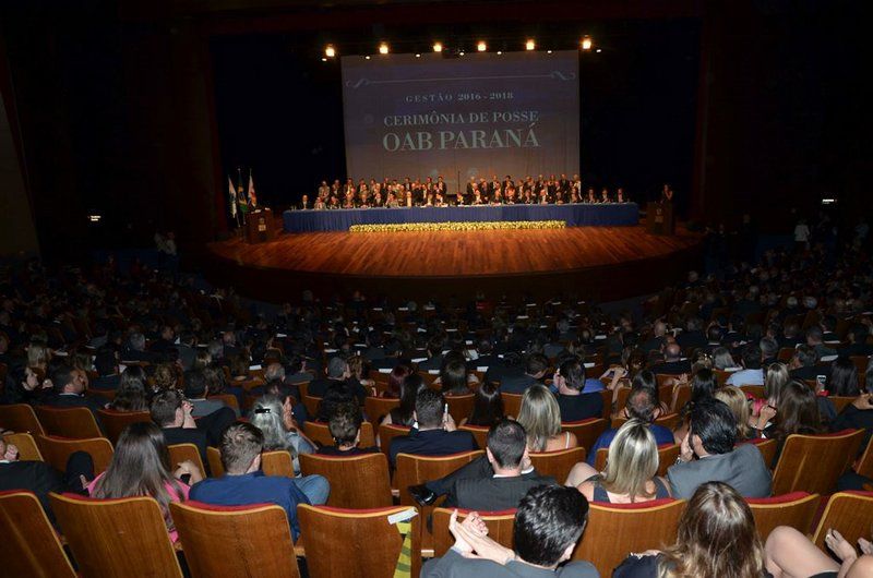 Dicas para não errar na escolha de móveis para área externa