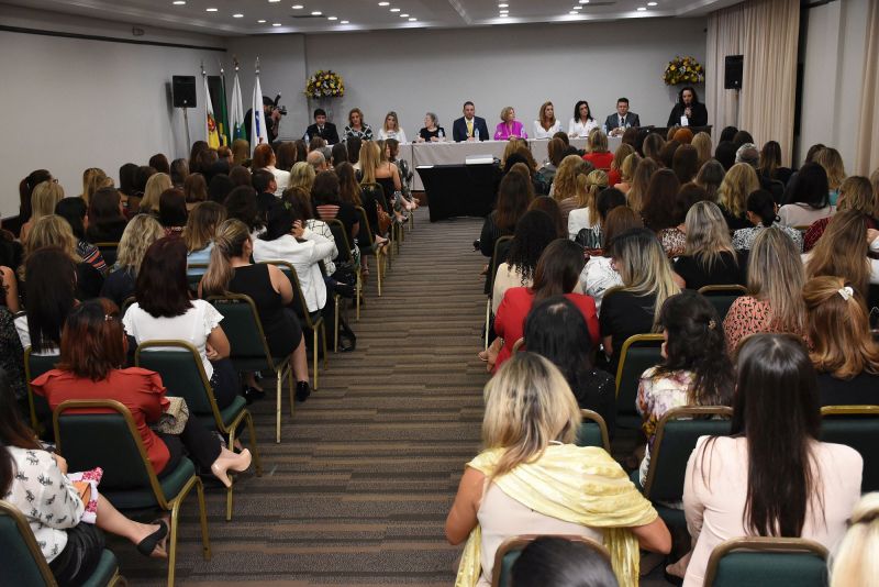 Dicas para não errar na escolha de móveis para área externa
