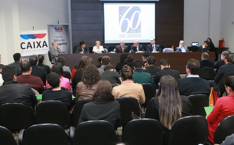 Dicas para não errar na escolha de móveis para área externa