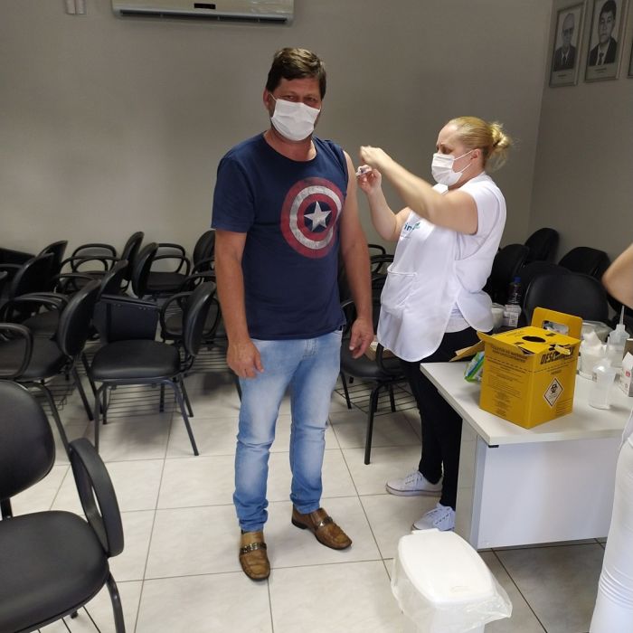Dicas para não errar na escolha de móveis para área externa